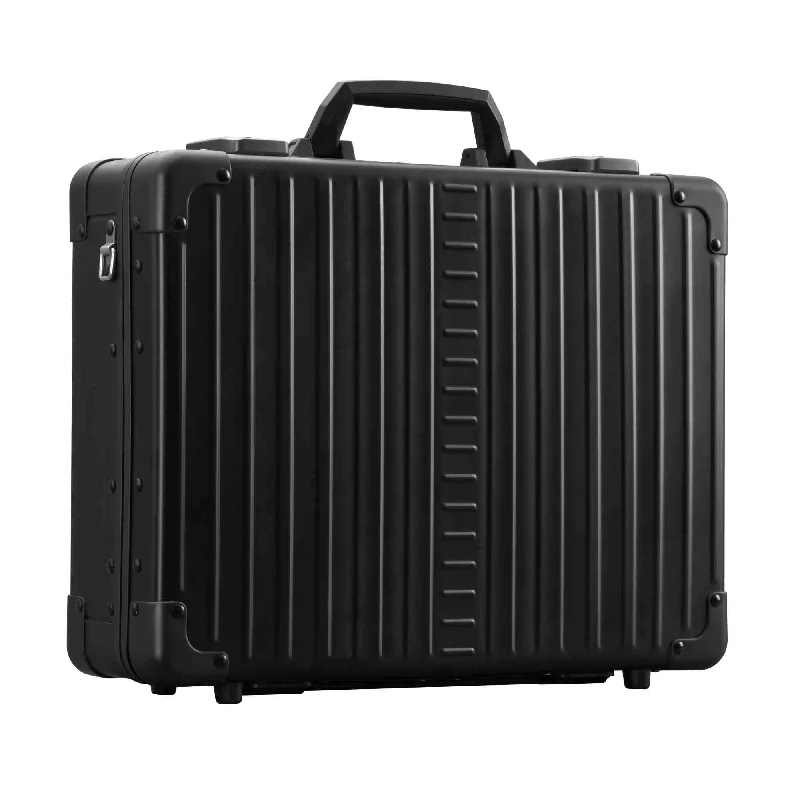 Aleon Business Attache 17 Inch