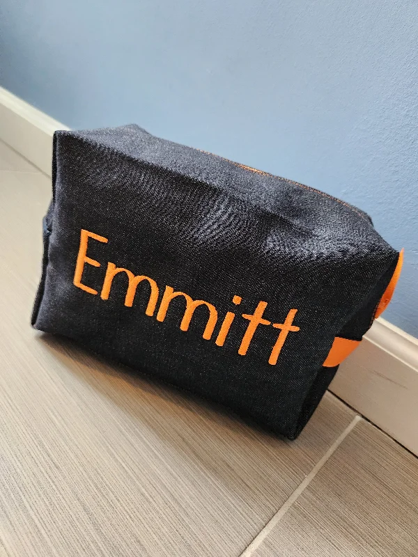 Emmitt toiletry bag