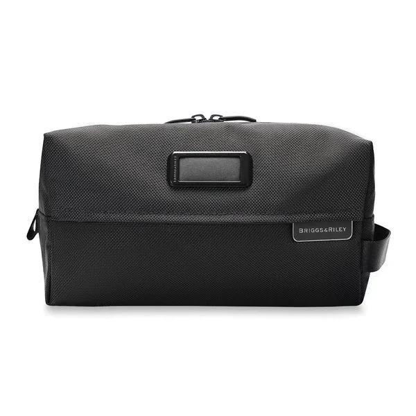 Briggs & Riley Baseline Everyday Essential Toiletry Kit